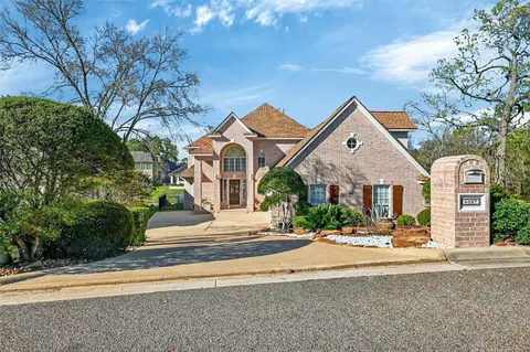 6087 Longmire Trl, Conroe, TX 77304