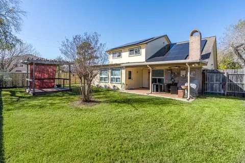 Exterior - 7119 Sandy Knolls Dr, Spring, TX 77379 photo 4 of 9