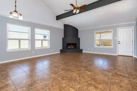 Living - 7119 Sandy Knolls Dr, Spring, TX 77379 photo 2 of 3