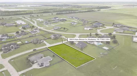28019 Palm Breeze Ln, Rosharon, TX 77583