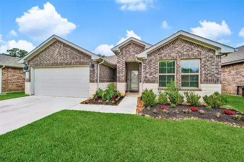 2326 Strong Horse Dr, Conroe, TX 77301