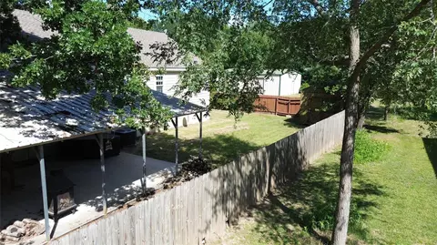 Exterior - 19989 Post Oak Loop, Thornton, TX 76687 photo 6 of 8