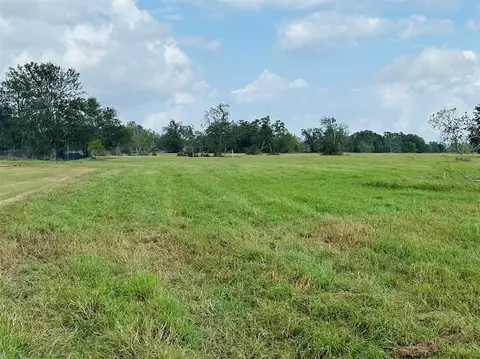 101 Trailblazer Dr, Angleton, TX 77515 photo 7