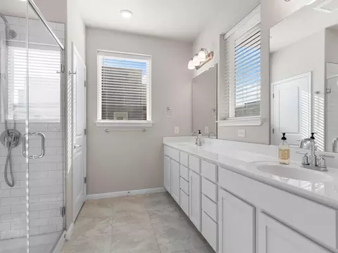 9015 Cattle Baron Path #2001, Austin, TX 78747 photo 17