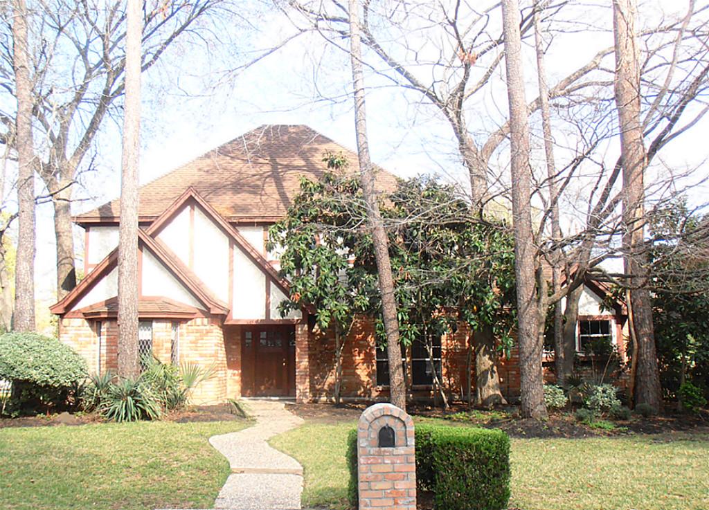 17638 Moss Point Dr, Spring, TX 77379 photo 1