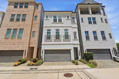 3504 Bridgewater Oaks Ln, Houston, TX 77055