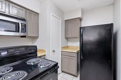 Kitchen - 4118 Pinebridge Ln, Spring, TX 77388 photo 3 of 3