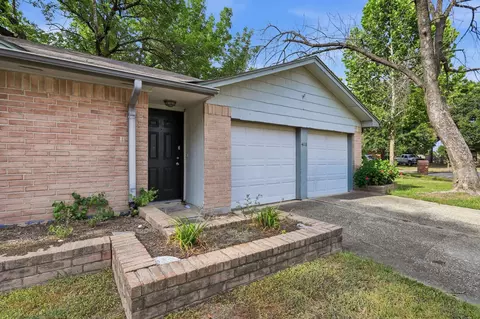 Exterior - 4118 Pinebridge Ln, Spring, TX 77388 photo 4 of 10