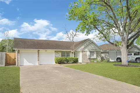 5910 Verdome Ln, Houston, TX 77092