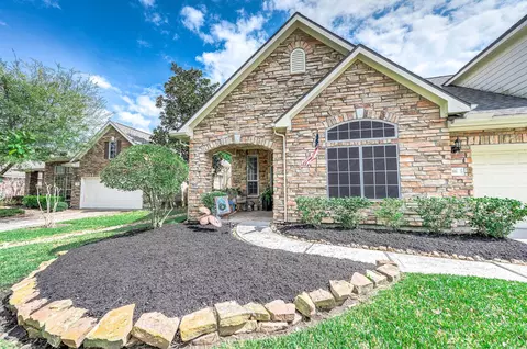 38 E Royal Mews, Conroe, TX 77384