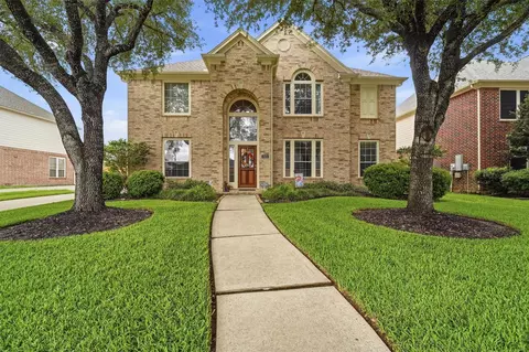 325 Watercrest Harbor Ln, League City, TX 77573