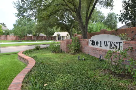 12110 Laurel Ct, Stafford, TX 77477