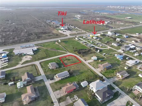 1354 Skyline Dr, Crystal Beach, TX 77650