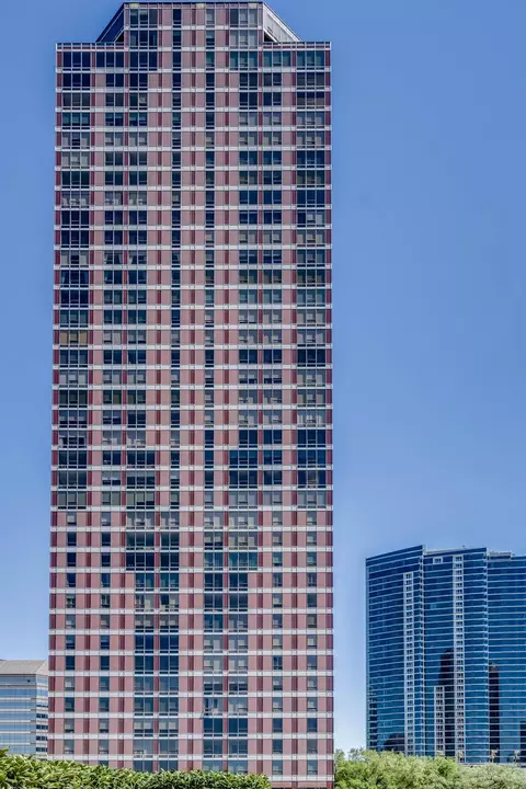 5100 San Felipe St #137, Houston, TX 77056