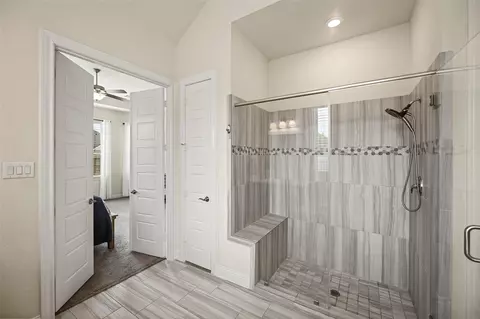 Bath - 20330 Rosegold Way, Spring, TX 77379 photo 3 of 6