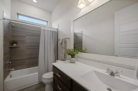 Bath - 20330 Rosegold Way, Spring, TX 77379 photo 6 of 6