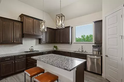 Kitchen - 20330 Rosegold Way, Spring, TX 77379 photo 2 of 3