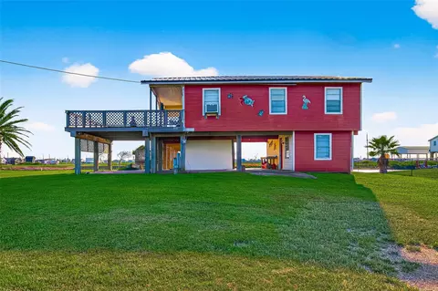 1870 Hall Rd, Sargent, TX 77414