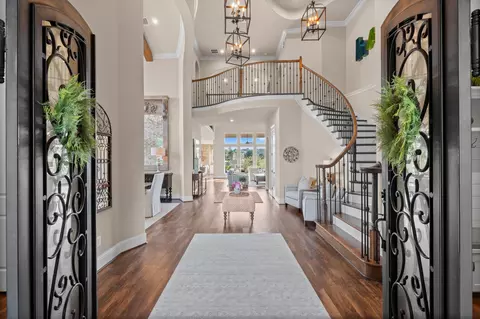 Entry Way - 2203 Flameleaf Ct, Conroe, TX 77384 photo 1 of 5
