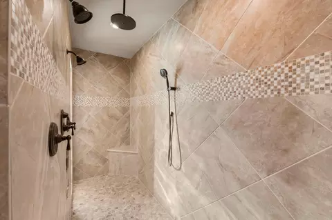 Bath - 2203 Flameleaf Ct, Conroe, TX 77384 photo 2 of 3