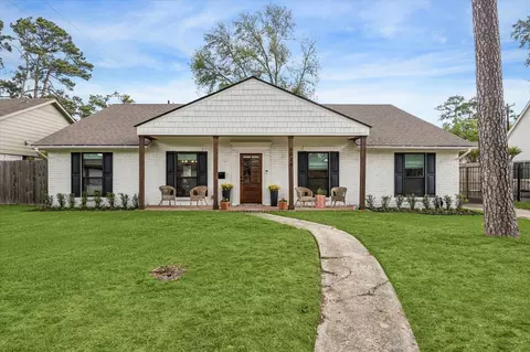 1034 Bethlehem St, Houston, TX 77018