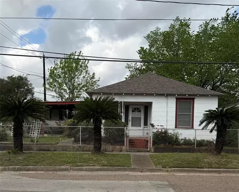 703 76th St, Houston, TX 77012