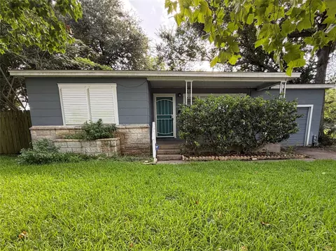 2013 6th St N, Texas City, TX 77590