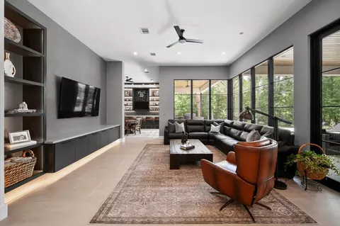 Living - 7 Old Overton Pl, Spring, TX 77389 photo 3 of 4