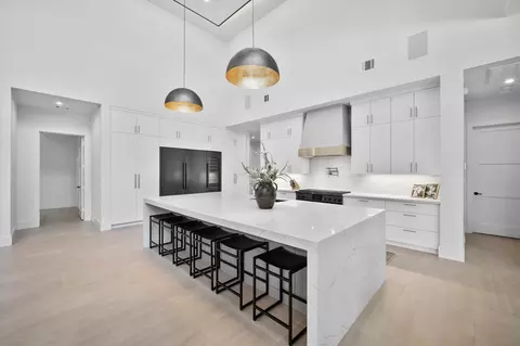 Kitchen - 7 Old Overton Pl, Spring, TX 77389 photo 1 of 3