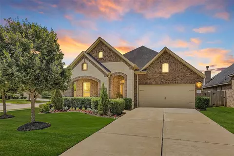 19703 Lakeside Pointe Ct, Richmond, TX 77407