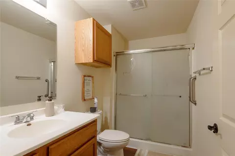 Bath - 405 Peacock Path, Trinity, TX 75862 photo 1 of 1