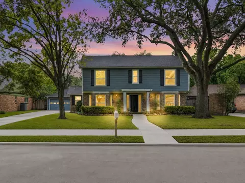 12019 Sugar Springs Dr, Houston, TX 77077