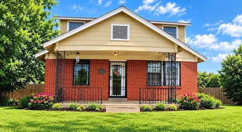 105 Dresden St, Houston, TX 77012