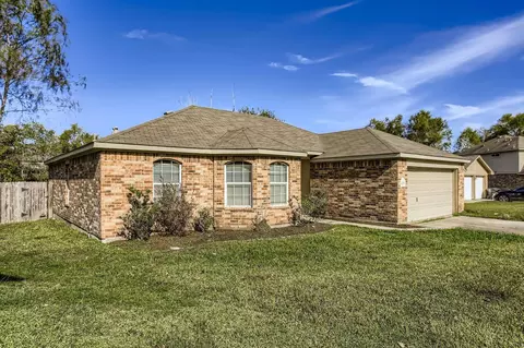 16715 Jib Ct, Crosby, TX 77532