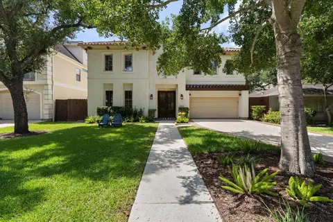 5313 Patrick Henry St, Bellaire, TX 77401