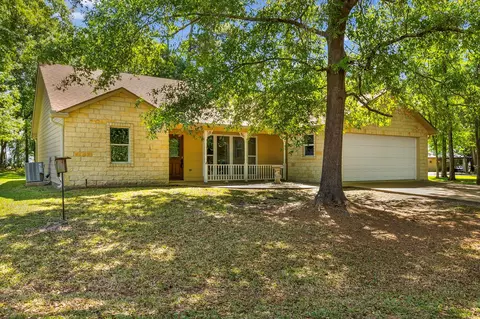 Exterior - 86 Huntington, Trinity, TX 75862 photo 2 of 9