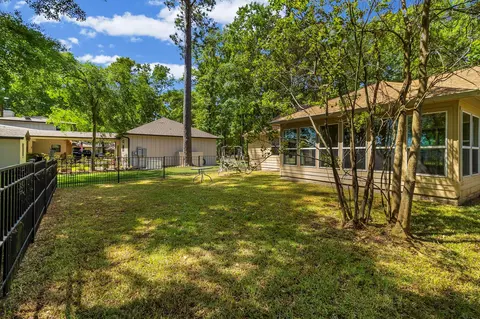 Exterior - 86 Huntington, Trinity, TX 75862 photo 3 of 9