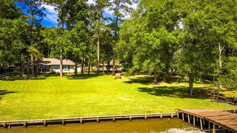 Exterior - 86 Huntington, Trinity, TX 75862 photo 6 of 9