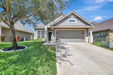 1066 Venice Dr, Bryan, TX 77808