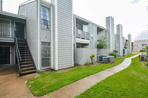 12500 Sandpiper Dr #13, Houston, TX 77035
