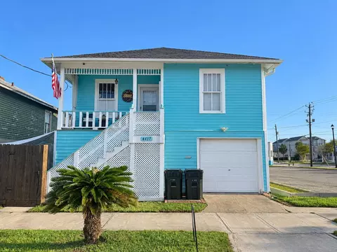 4417 Avenue O 12, Galveston, TX 77550