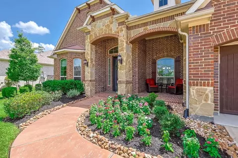 Exterior - 515 Mill Creek Rd, Pinehurst, TX 77362 photo 2 of 8