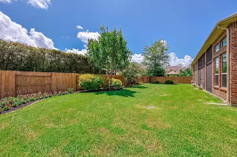 Exterior - 515 Mill Creek Rd, Pinehurst, TX 77362 photo 8 of 8