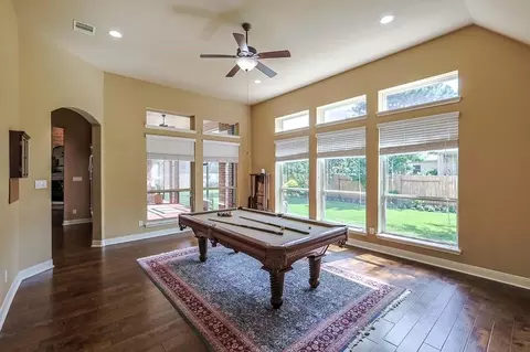 Living - 515 Mill Creek Rd, Pinehurst, TX 77362 photo 5 of 5