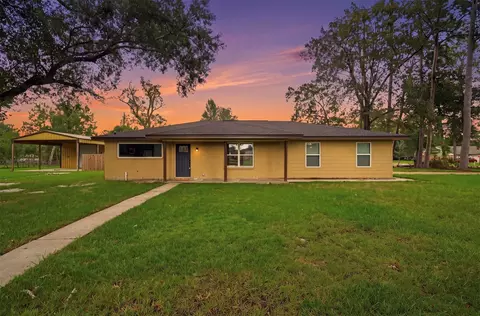 13520 Chimney Rock Dr, Beaumont, TX 77713