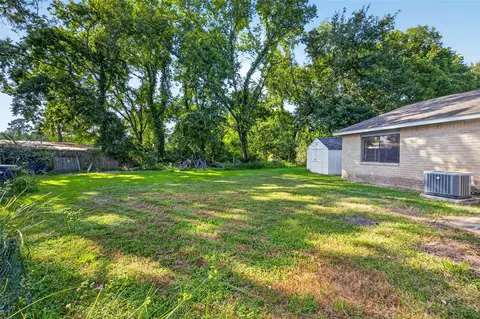 Exterior - 22926 Millgate Dr, Spring, TX 77373 photo 4 of 8