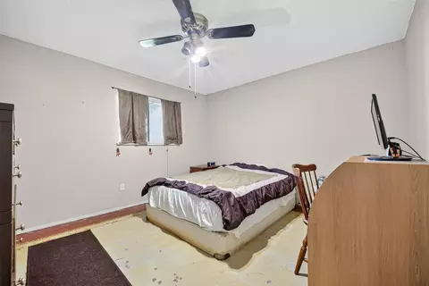 Bedroom - 22926 Millgate Dr, Spring, TX 77373 photo 1 of 9