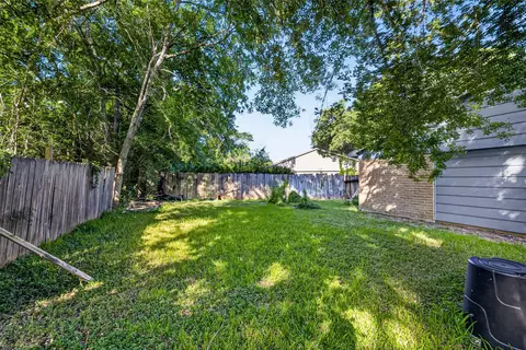 Exterior - 22926 Millgate Dr, Spring, TX 77373 photo 6 of 8