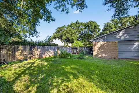 Exterior - 22926 Millgate Dr, Spring, TX 77373 photo 5 of 8