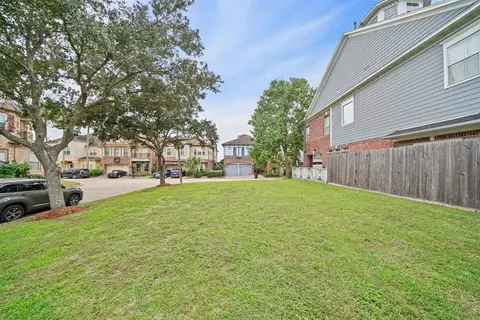 1306 Oceanside Ln, League City, TX 77573